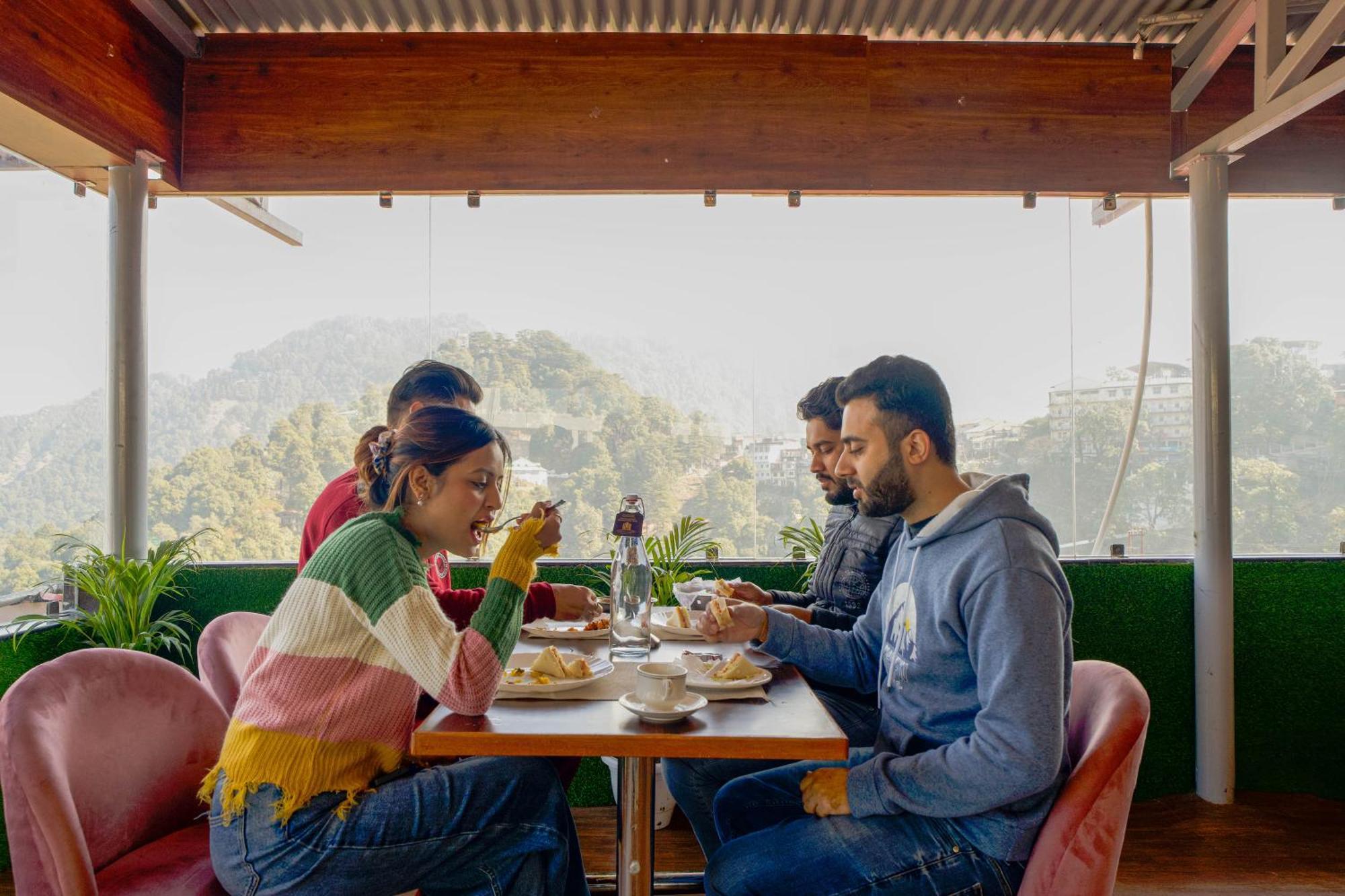 Hotel Super @Mall Road Mussoorie Exterior photo