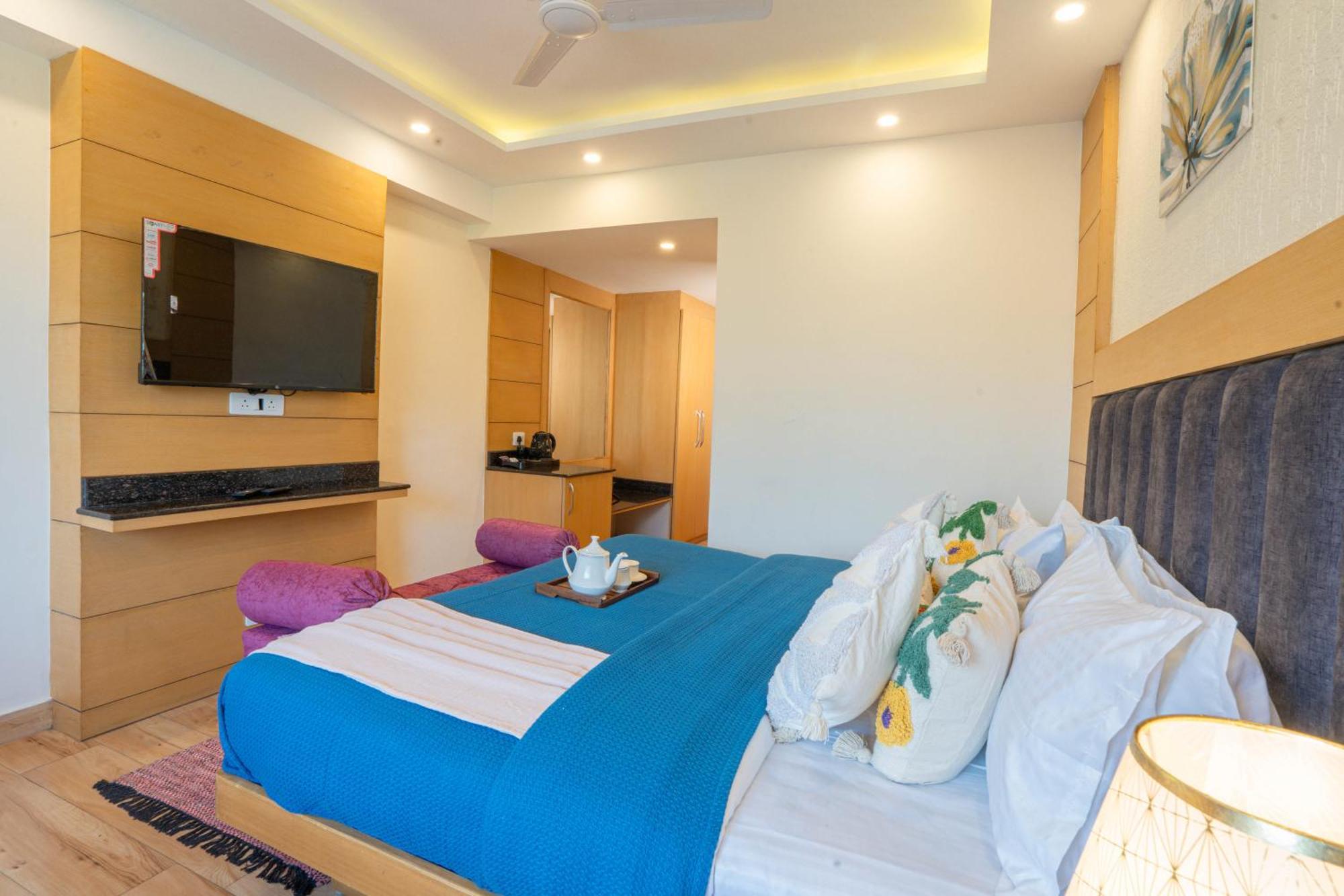 Hotel Super @Mall Road Mussoorie Exterior photo