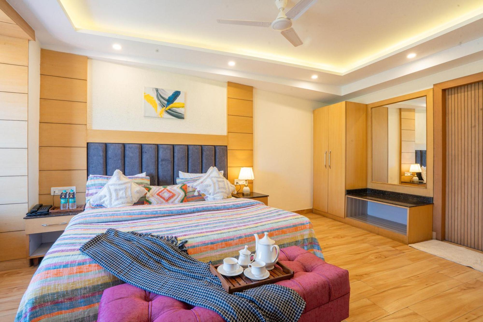 Hotel Super @Mall Road Mussoorie Exterior photo